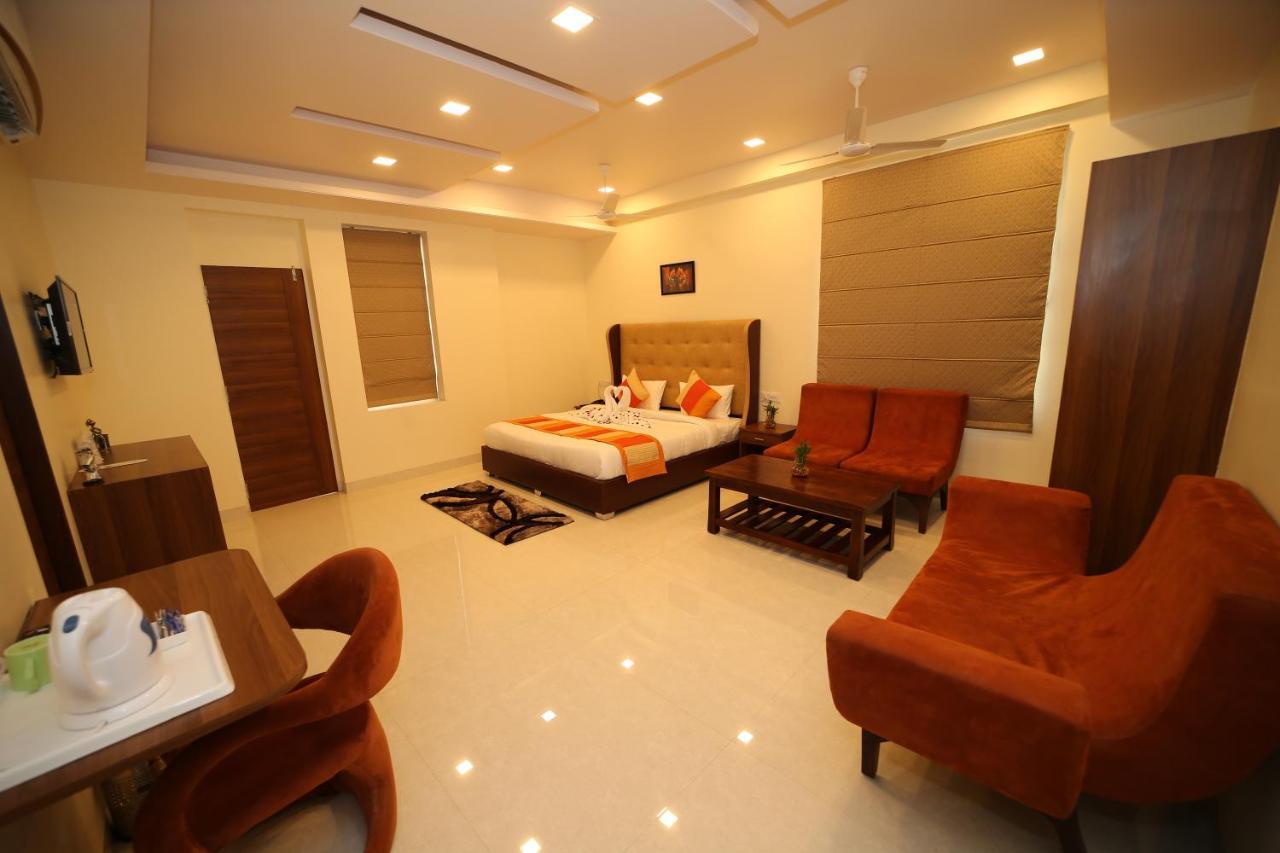 ג'איפור Hotel Myriad Inn מראה חיצוני תמונה