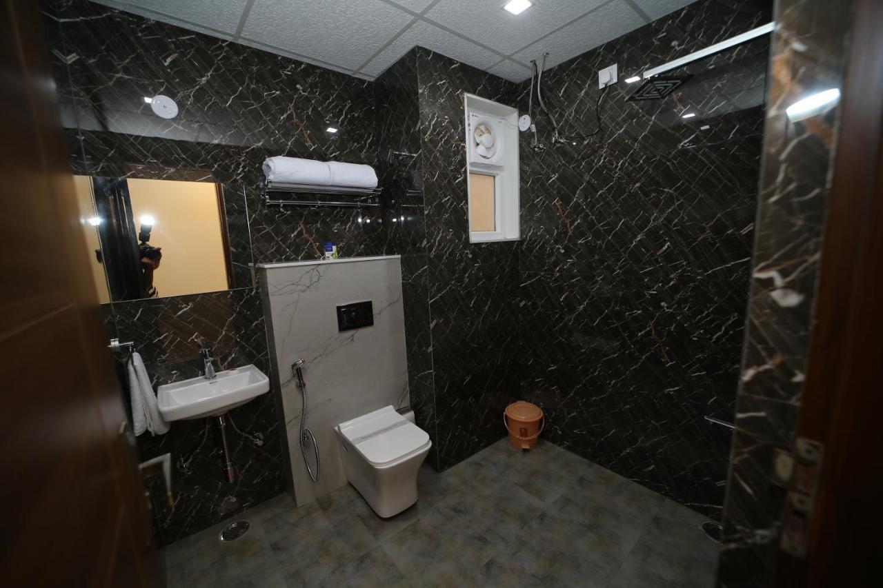 ג'איפור Hotel Myriad Inn מראה חיצוני תמונה